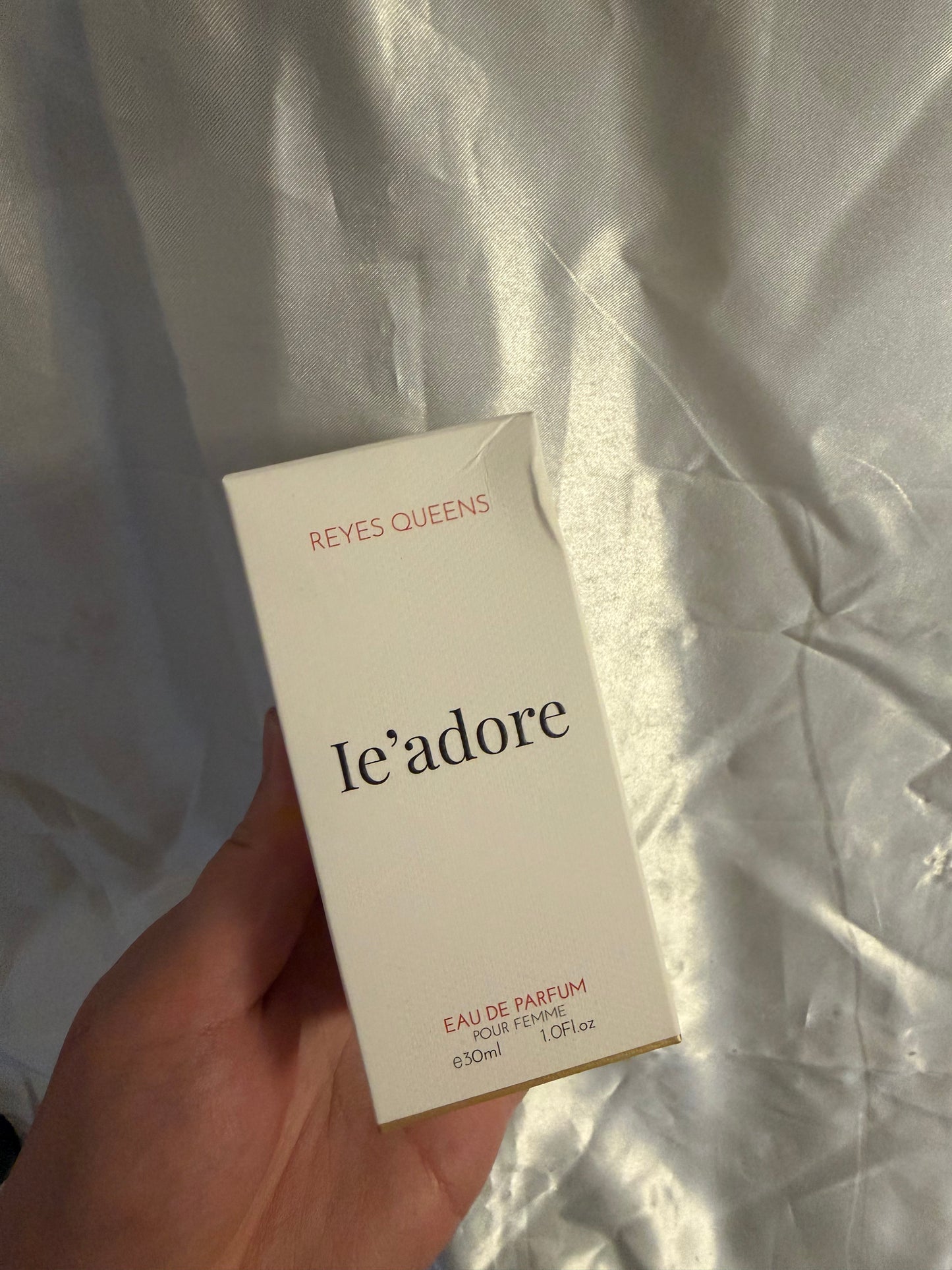 Parfum le ´ adore